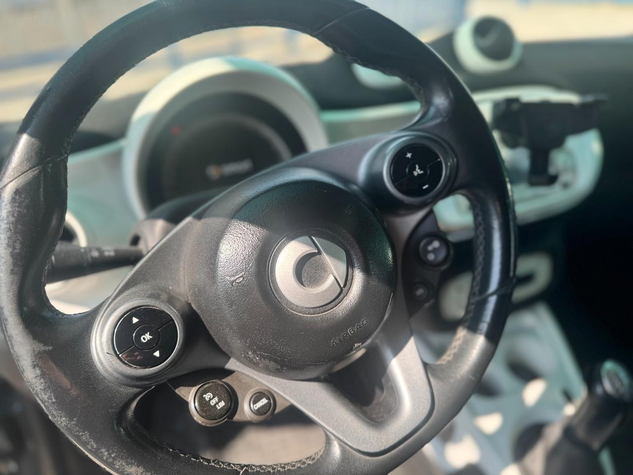 Smart ForFour 1000 benzina km certificati 2016