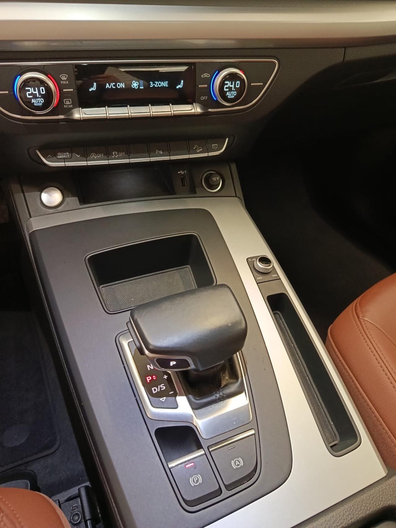 Audi Q5 SPB 40 TDI quattro S tronic Business Advanced