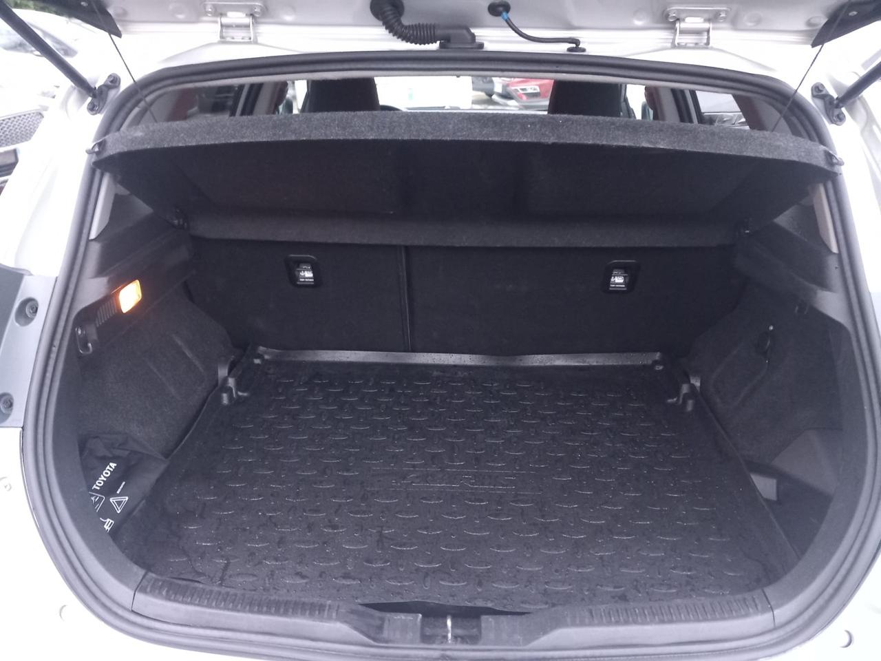 Toyota Auris 1.8 Hybrid Active