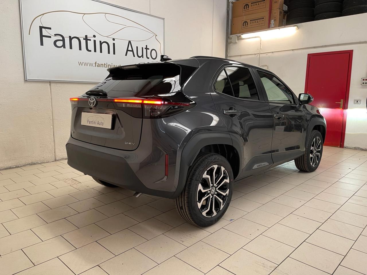 Toyota Yaris Cross Trend 1.5h fwd 130cv e-cvt-Ok Neopatentati-LEGGI SOTTO