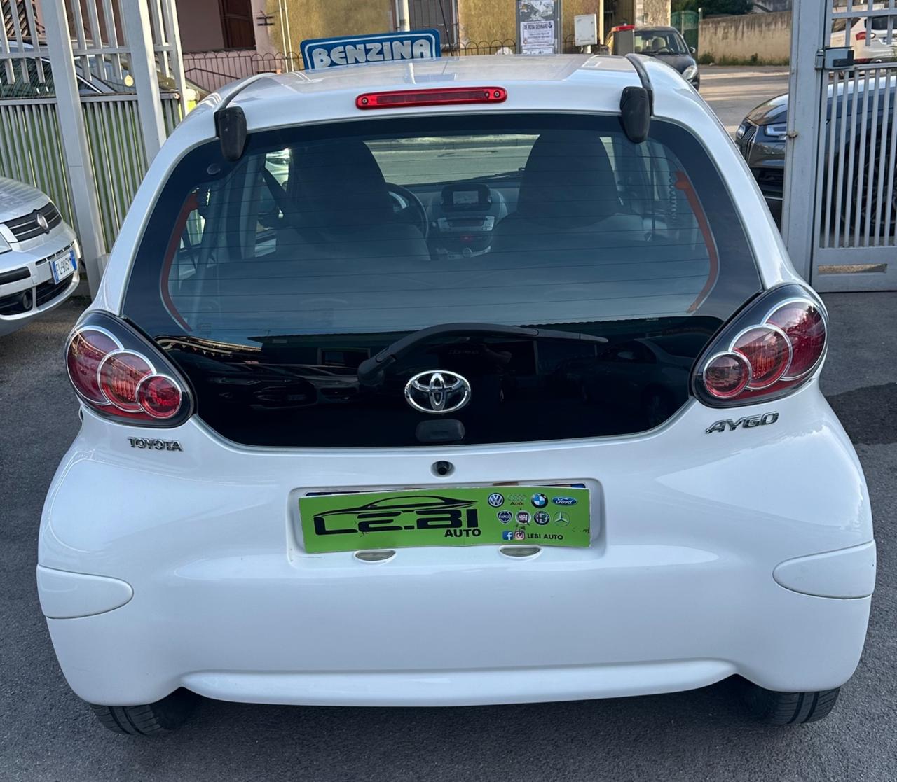 Toyota Aygo 1.0 BENZ. 5 porte Now 2011