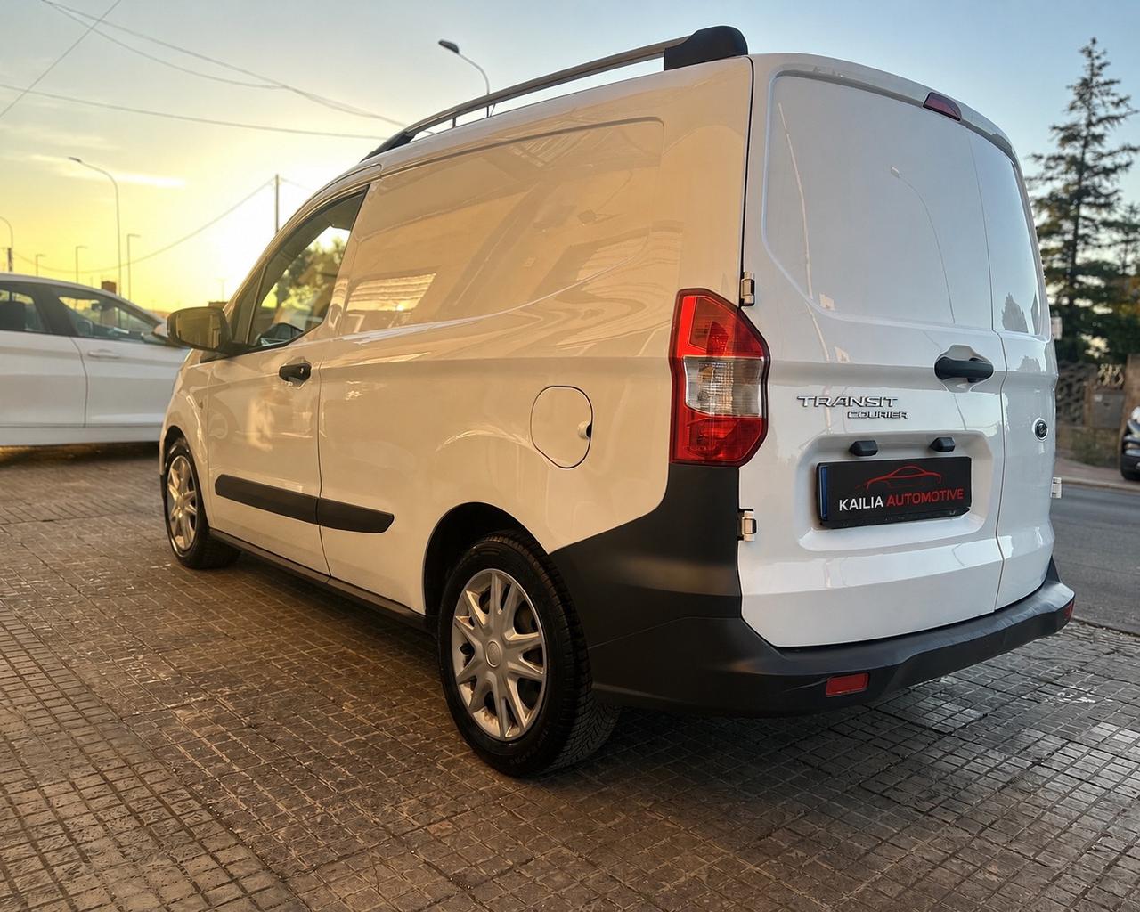 Ford Transit Courier 1.5 TDCi 100CV Van Titanium