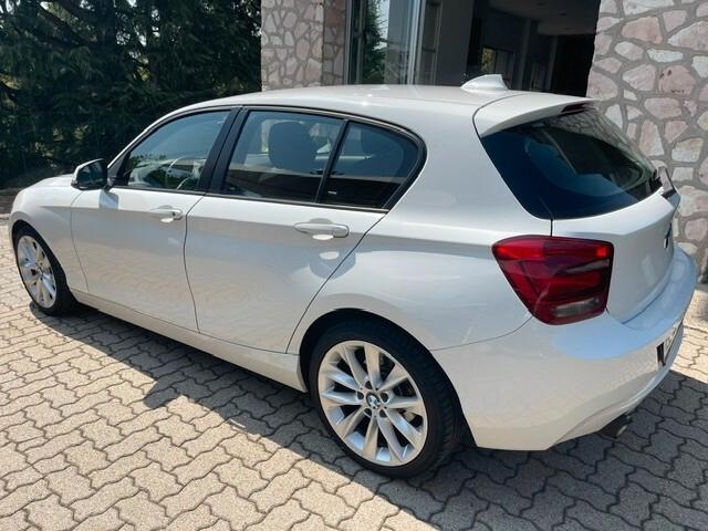 BMW 116i 5p. SPORT SOLO 95000 KM