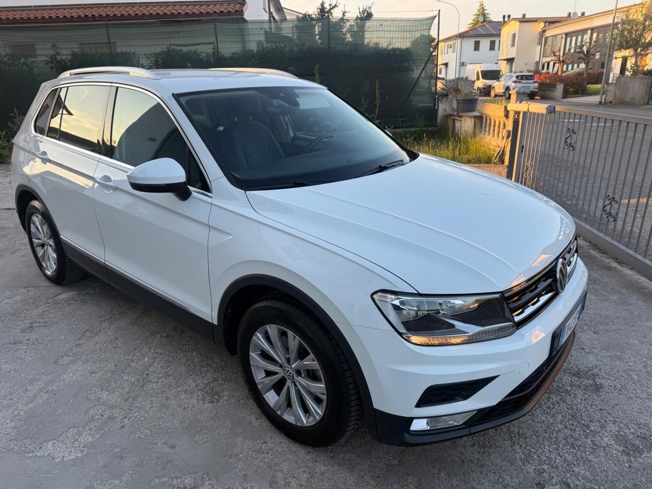 Volkswagen Tiguan 1.6 TDI KM CERTIFICATI 88800 NEW