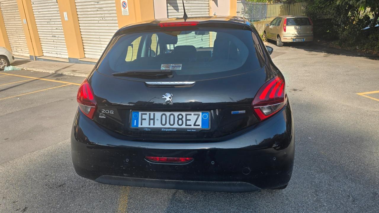 Peugeot 208 PureTech 82 5 porte Allure