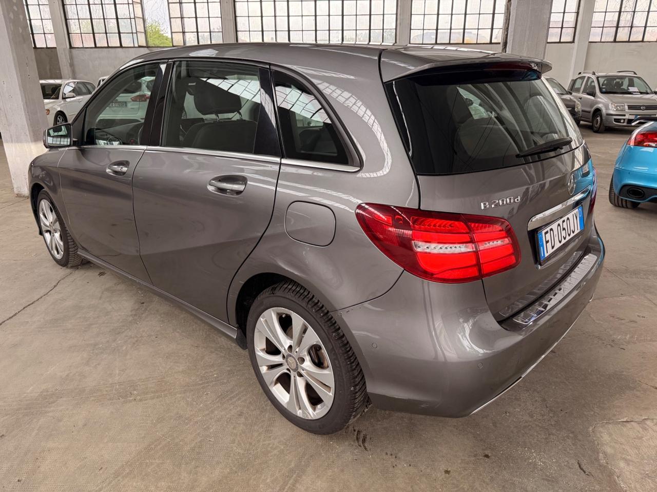 Mercedes-benz B 200 d Automatic Sport