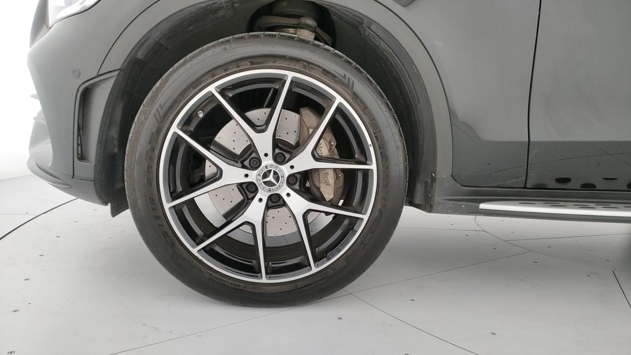 Mercedes-Benz GLC Coupe - C253 2019 - GLC Coupe 220 d Premium Plus 4matic