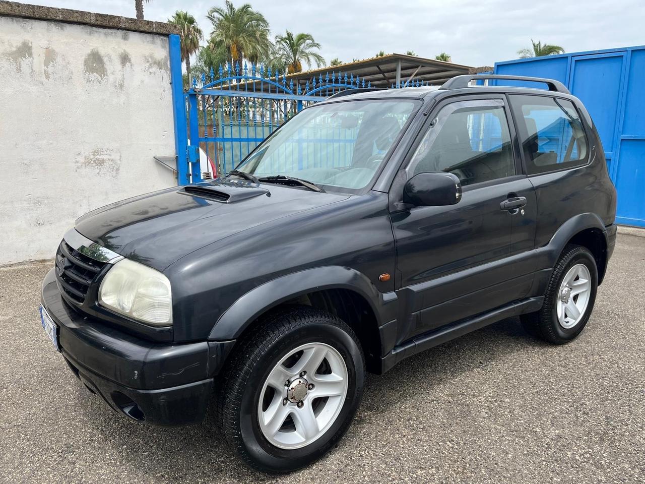 Suzuki grand vitara 3 P-2.0 td-4x4-2003
