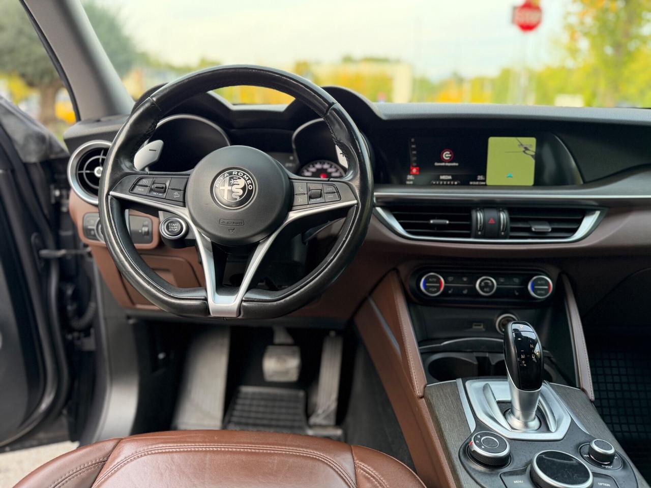 Alfa Romeo Stelvio 2.2 Turbodiesel 210 CV*Automatik*4x4*Pelle*