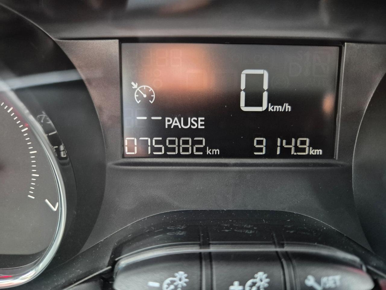 Peugeot 208 1.2 VTi 82 CV 5 porte Active