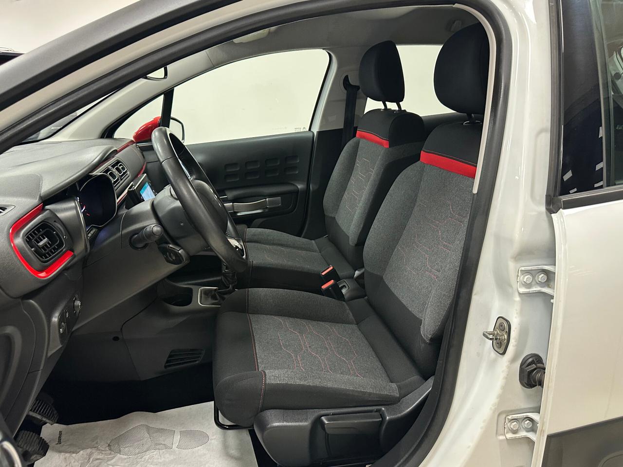 Citroen C3 BlueHDi 100 S&S Shine PACK - 2018