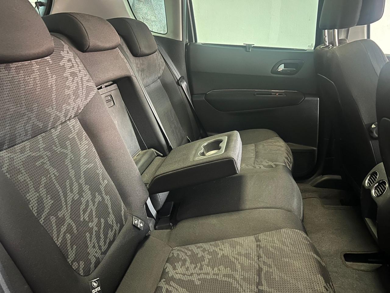 Peugeot 3008 1.6 HDi 112CV Business