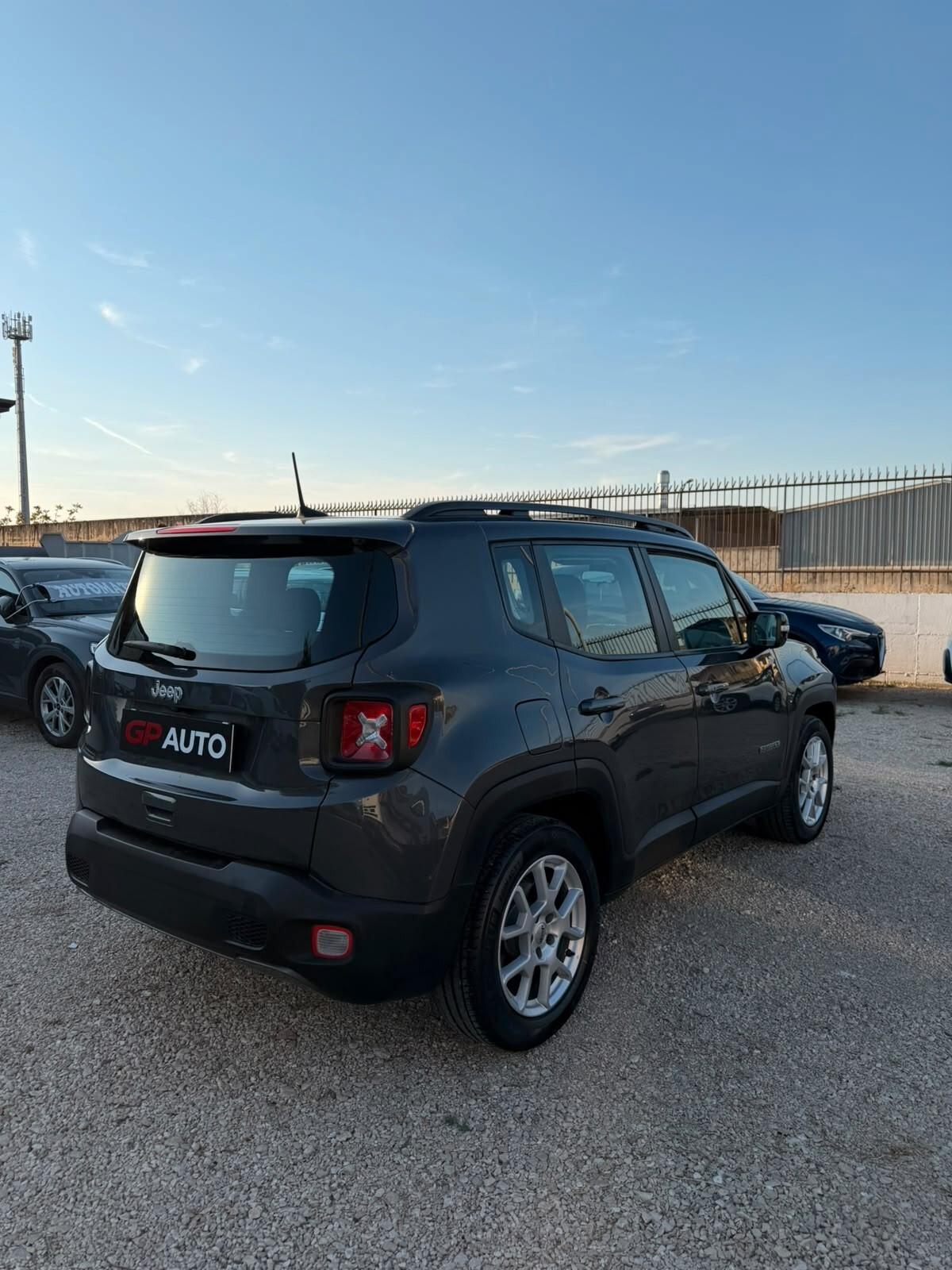 Jeep Renegade 1.6 Mjt 130 CV Limited autocarro