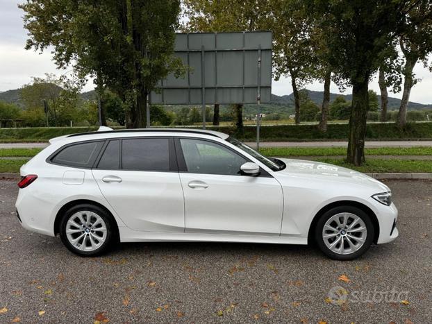 BMW 320 d xDrive Touring Business Advantage