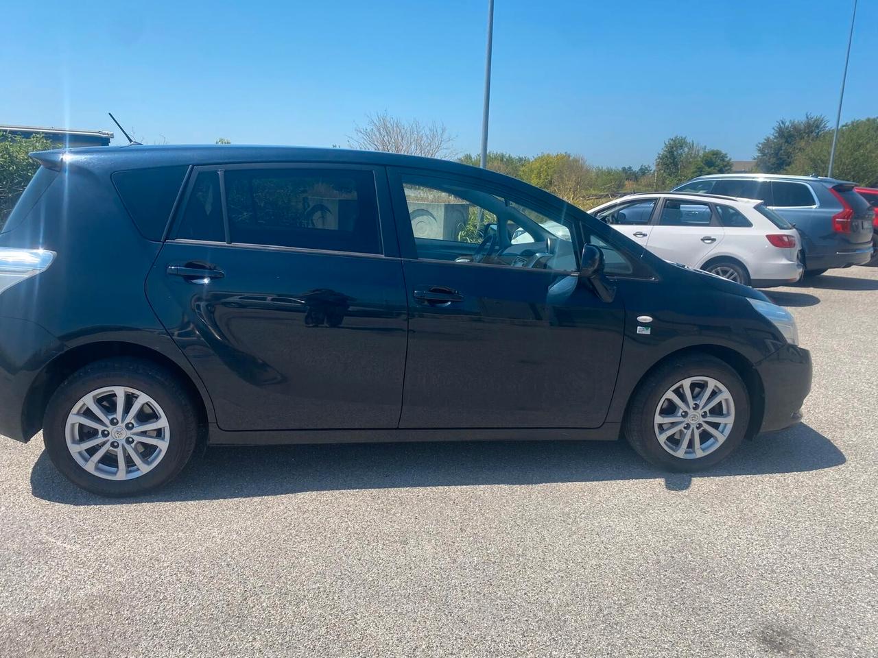 Toyota Verso 2.0 D-4-D LUXURY PACK 7 posti