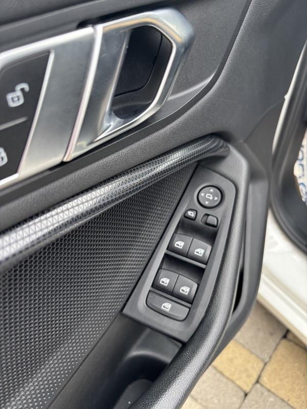 BMW 118 i Advantage 140cv auto FULL LED-NAVI-18"