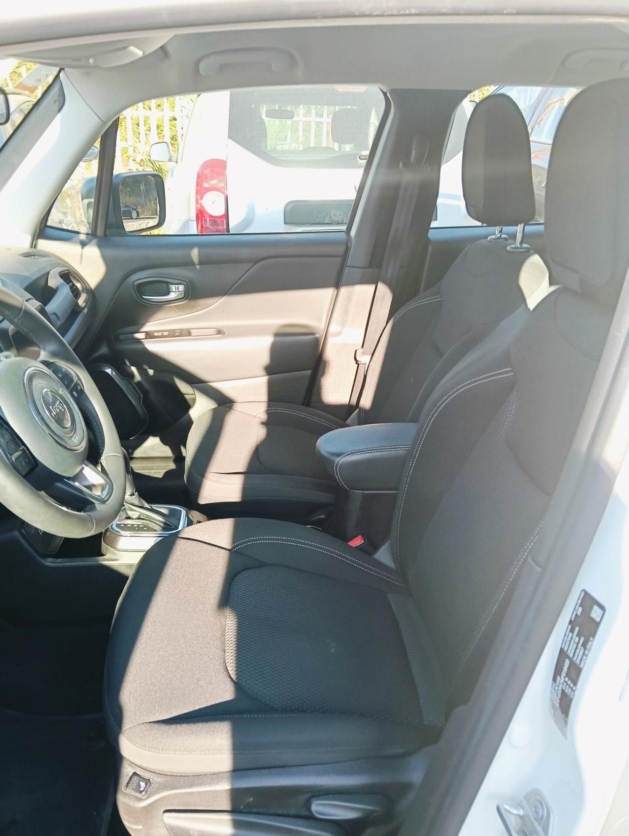 Jeep Renegade 1.3 T4 190CV PHEV 4xe AT6 Business Plus
