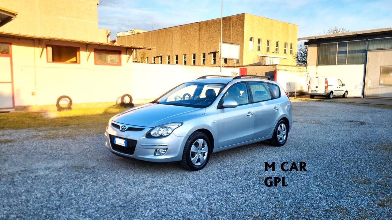 Hyundai i30 CW 1.4 16V 109CV BlueDr. GPL Active