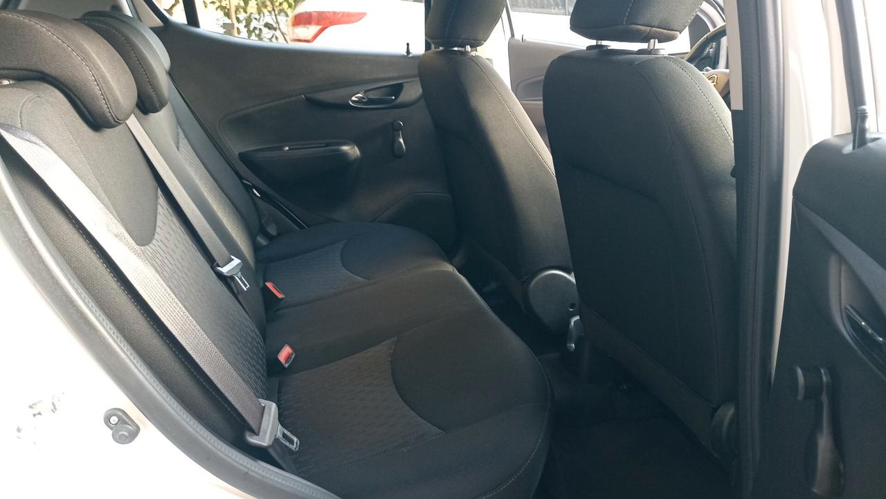 Opel Karl Rocks 1.0 73 CV