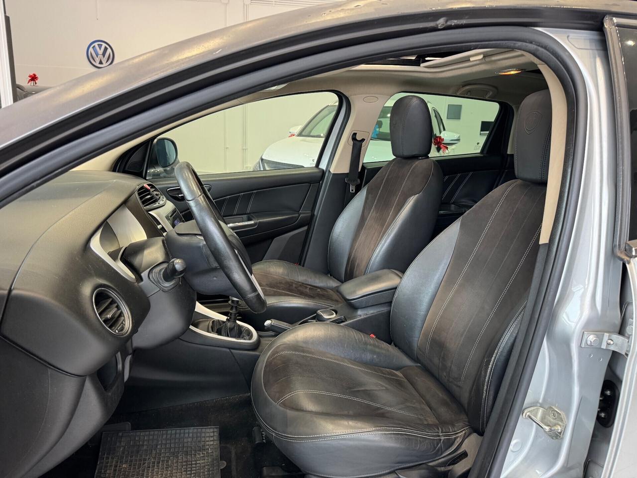 Lancia Delta 1.6 MJT Platino “TETTO APRI”