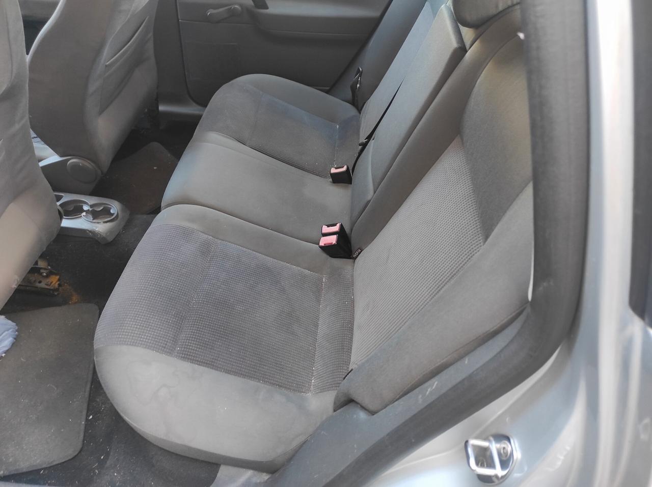 Volkswagen Polo1.4 TDI 70CV ANNO 2006