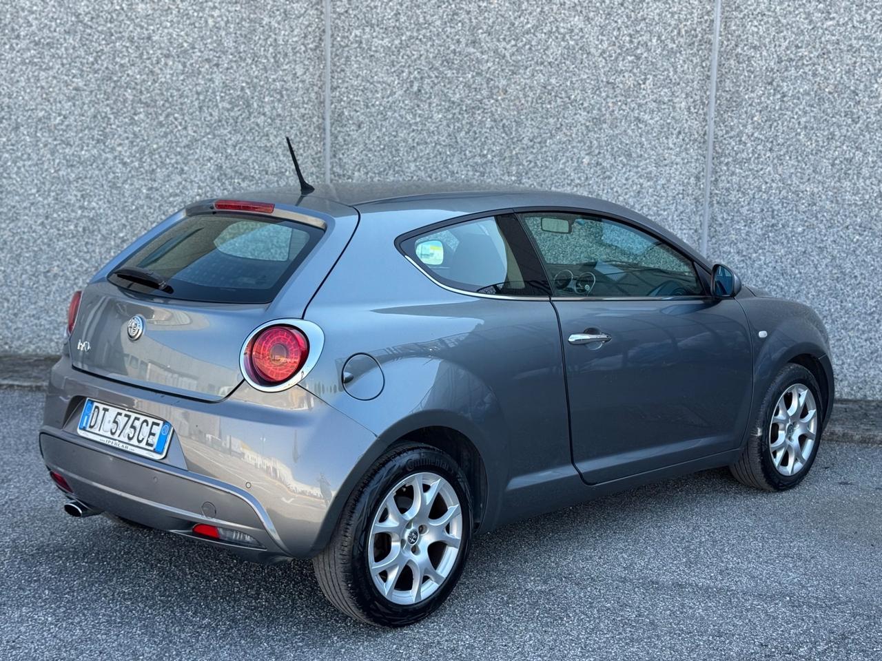 Alfa Romeo Mito 1.6 JTDm 16V 120cv Distinctive Sport