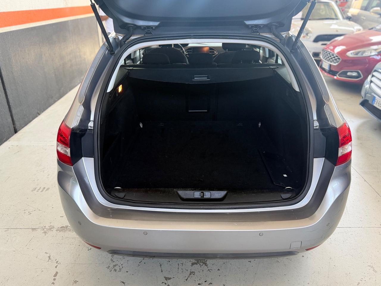 Peugeot 308 BlueHDi 120 S&S SW Active NEOPATENTATI
