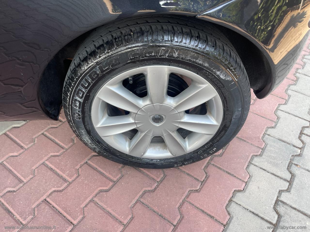 LANCIA Ypsilon 1.3 MJT 16V Argento