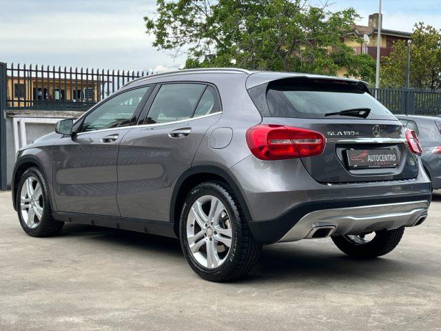 MERCEDES-BENZ GLA 180 d Sport