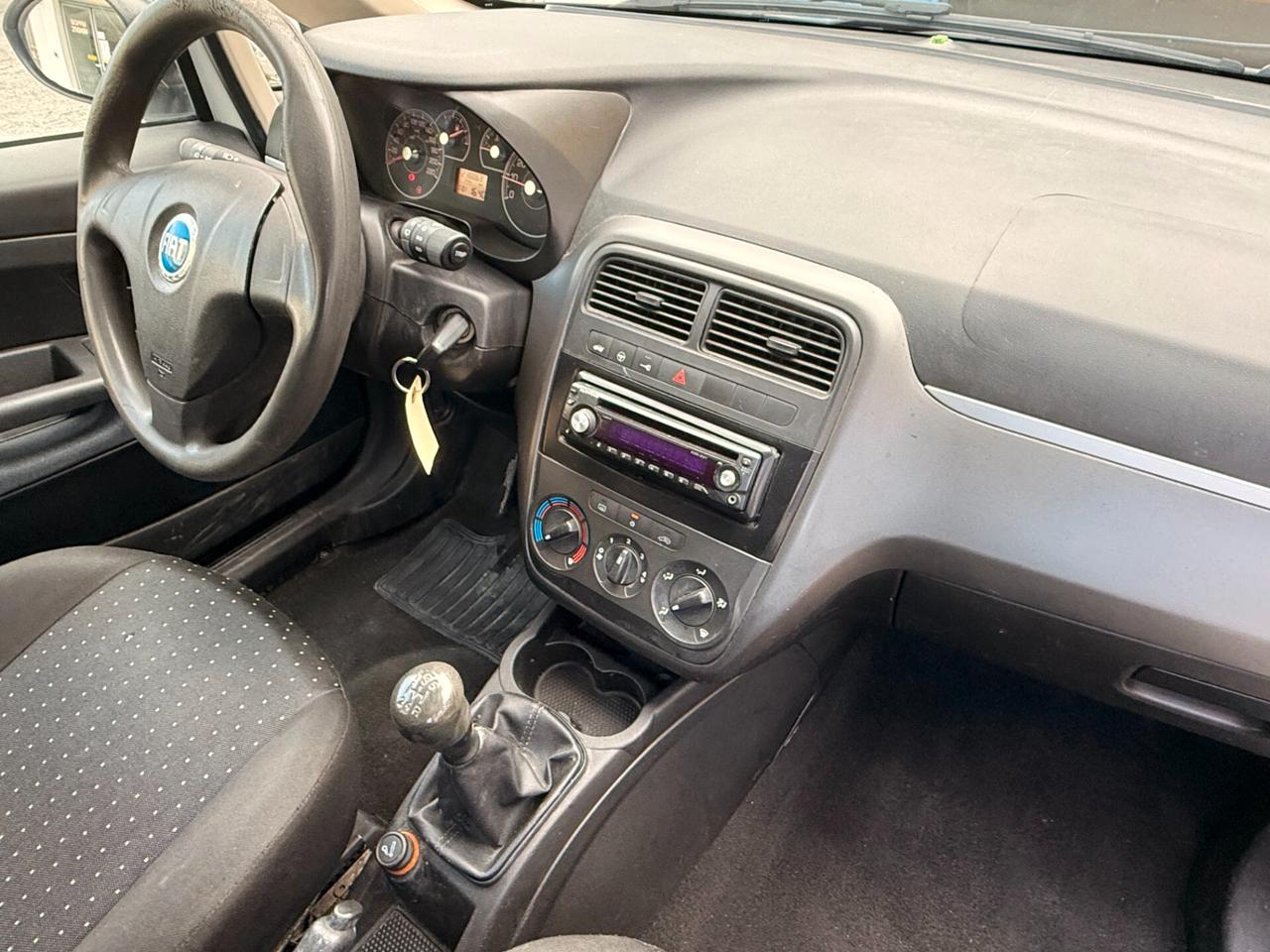 Fiat Grande Punto MJT Autocarro 4 posti