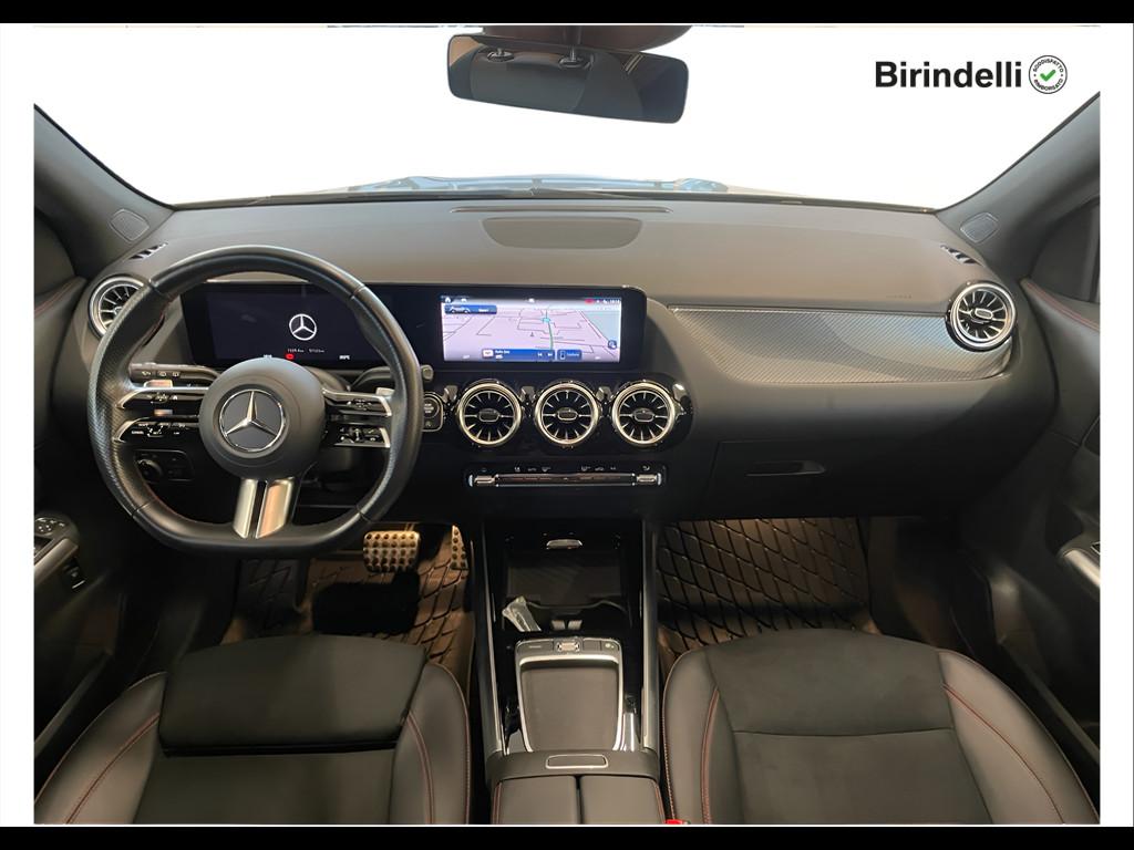 Mercedes-Benz GLA (H247) - GLA 180 d Automatic AMG Line Premium