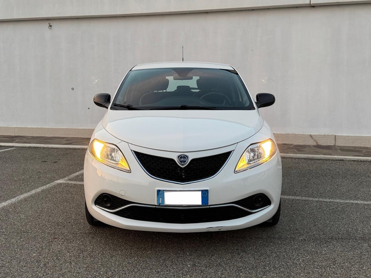 Lancia Ypsilon 1.3 MJT 16V 95 CV 5 porte S&S Gold