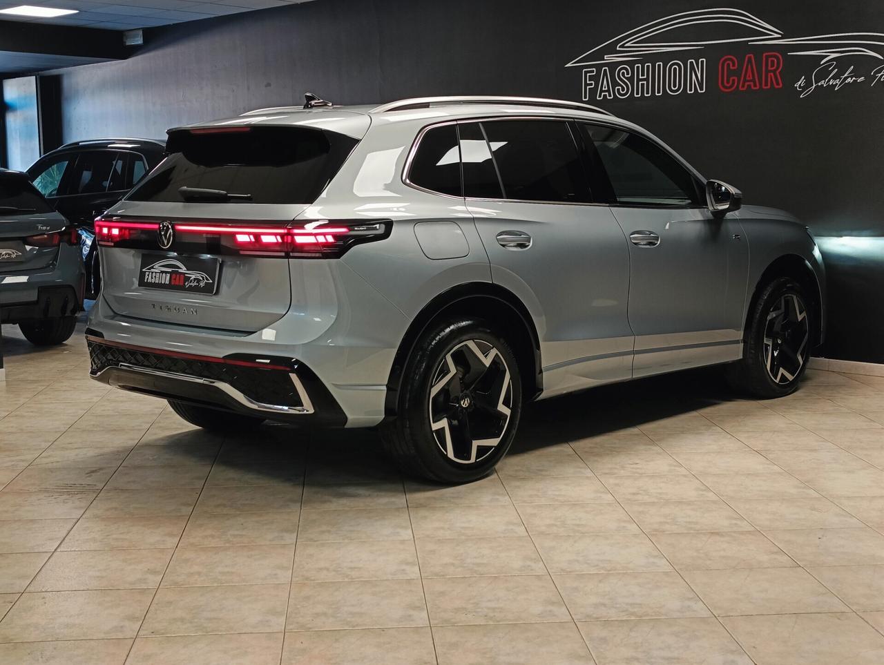 Volkswagen Tiguan 2.0 TDI 150 CV DSG R-Line