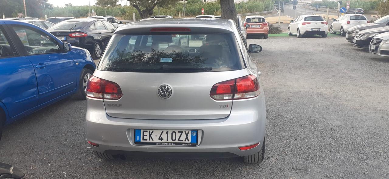 Volkswagen Golf 2012 - 1.6 TDI Lb automobili