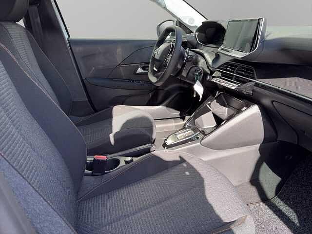 Peugeot 208 Hybrid 100 e-DCS6 Style