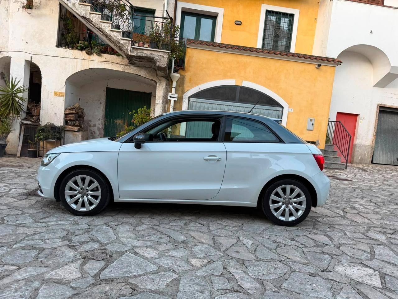 Audi A1 1.6 TDI 105 CV Attraction