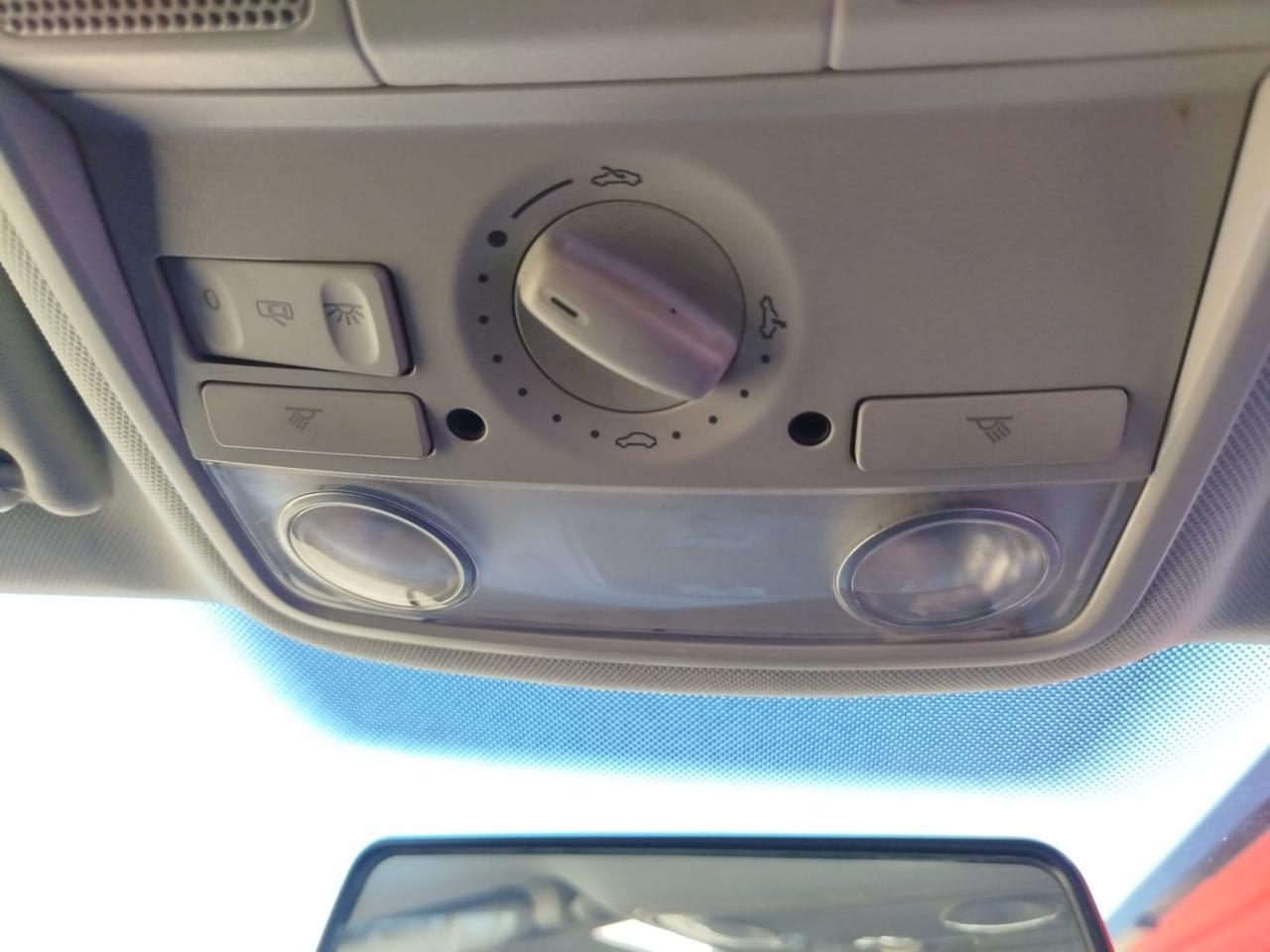 Volkswagen Golf 1.6 16V FSI 5p. Sportline