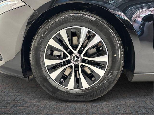 MERCEDES-BENZ A 180 d Automatic Advanced