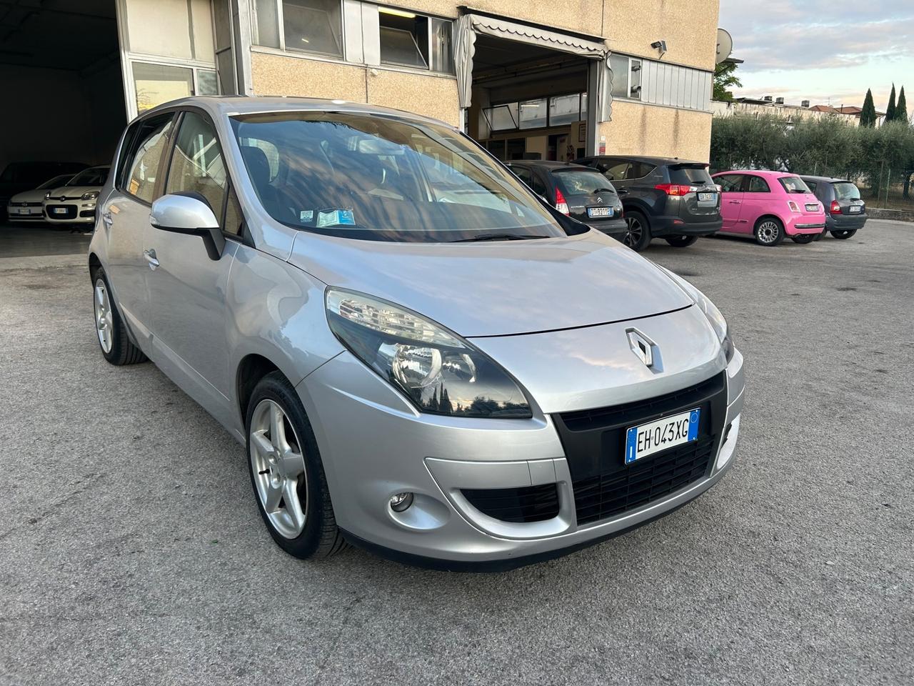 Renault Scenic Scénic X-Mod 1.5 dCi 110CV Luxe