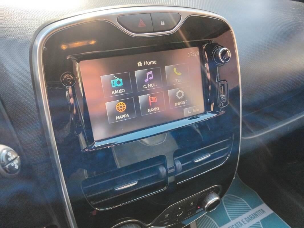 Renault Clio Clio IV 2015 1.2 Live Gpl 75cv