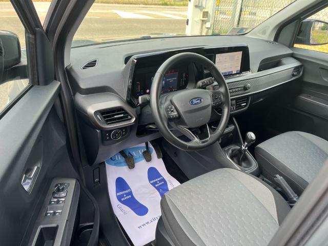 FORD Tourneo Courier 1.0 EcoBoost Titanium