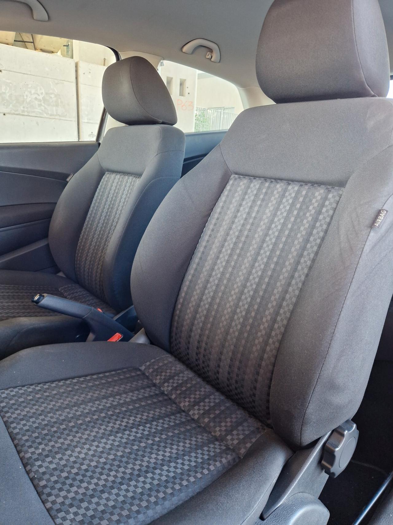 Volkswagen Polo 60CV - 2016