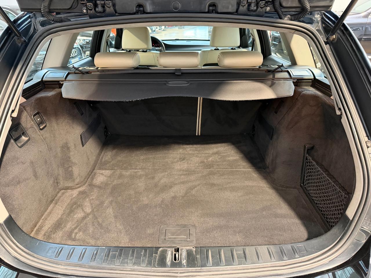 Bmw 325 i Touring MANUALE-TRAZ.POST- 6 CILINDRI