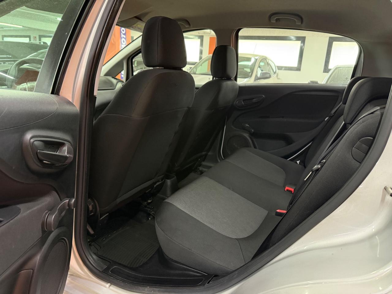 Fiat Punto 1.4 8V 5 p. Lounge - Benzina/Metano
