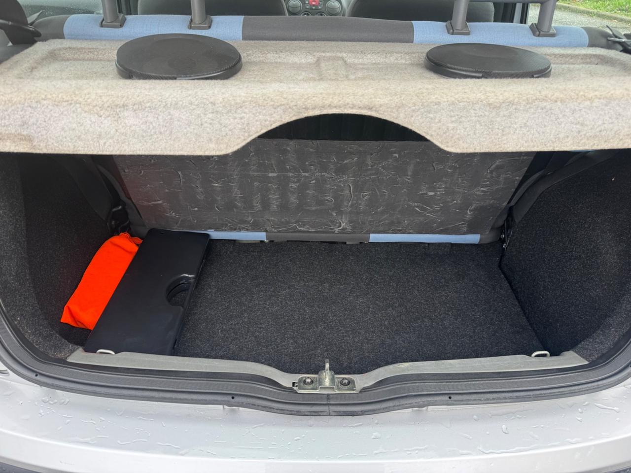 Fiat Panda idonea ai neopatentati 5 posti