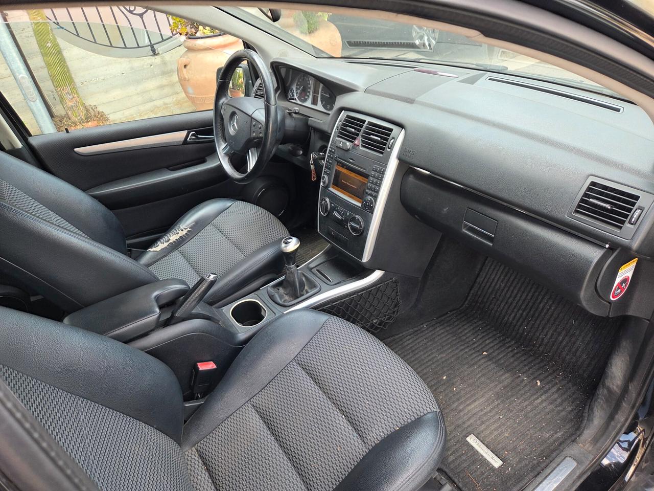 Mercedes-benz B 180 CDI Executive - 2010