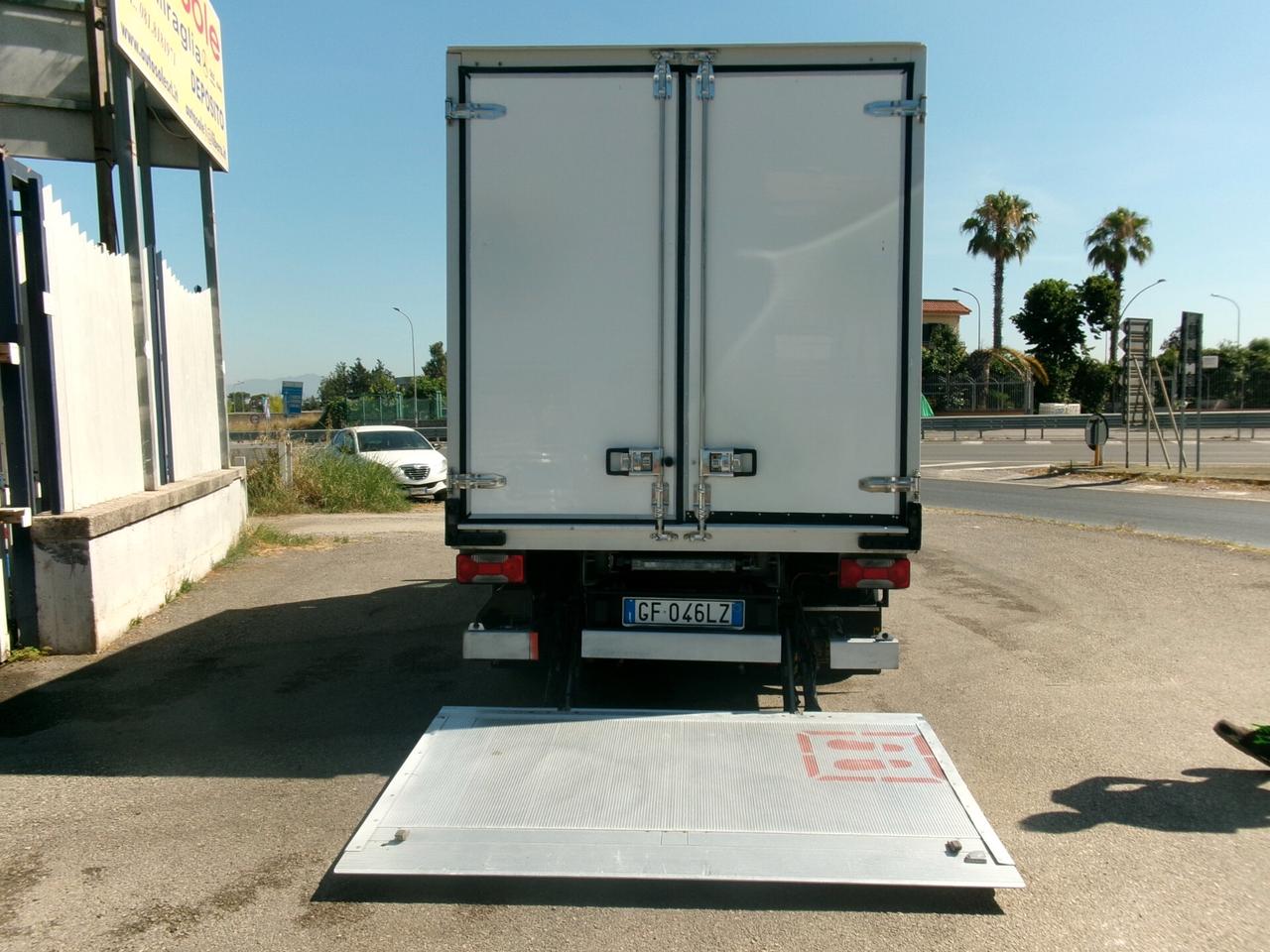 Iveco Daily 35C14 2.3 140CV E6 FRIGO+PEDANA CARICATRICE 10Q ATP FRCX -20° 09/2027 5 PEDANE 188000 KM