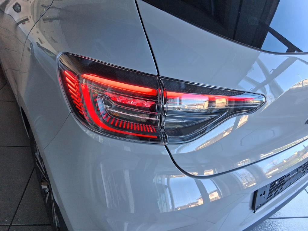 RENAULT Clio TCe 100 CV GPL 5 porte Techno PRONTA CONSEGNA