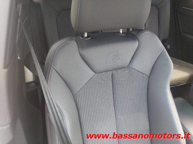 AUDI Q3 SPB 35 TFSI S tronic S line edition Identity Black