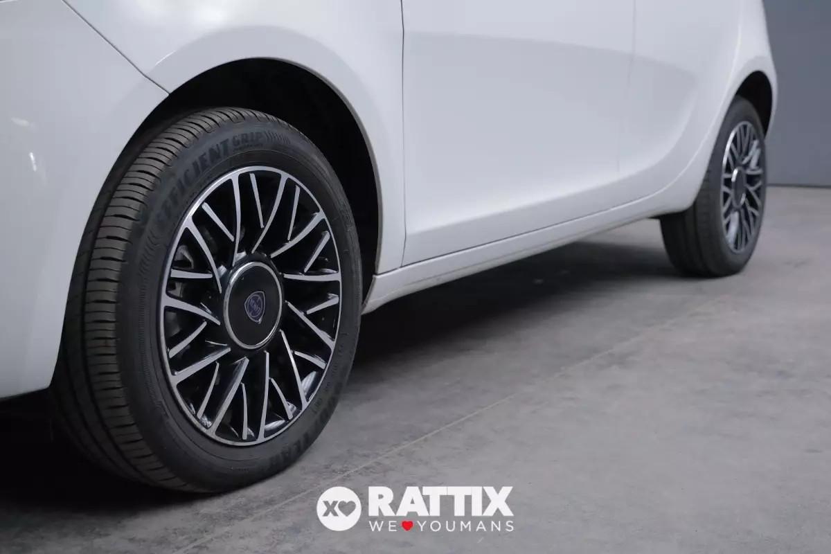 Lancia Ypsilon 1.0 Firefly Hybrid 70CV Platino